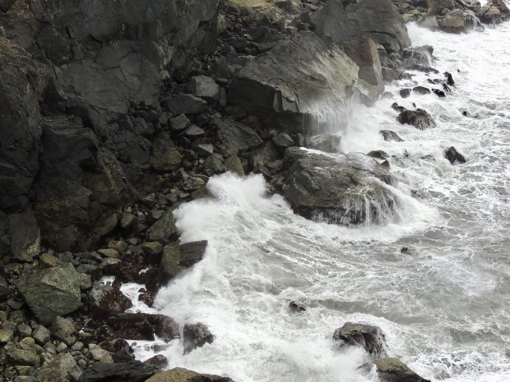 Surf below Wedding Rock