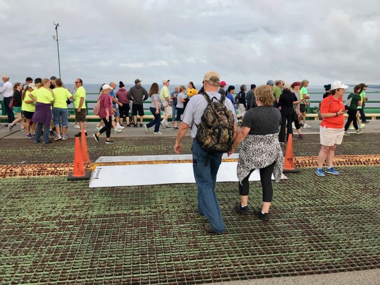 The turnaround point at mid-span