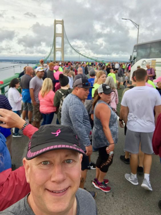 Crowd at mid-span